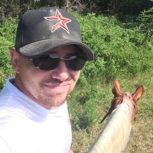 Meet your Posher, Eric